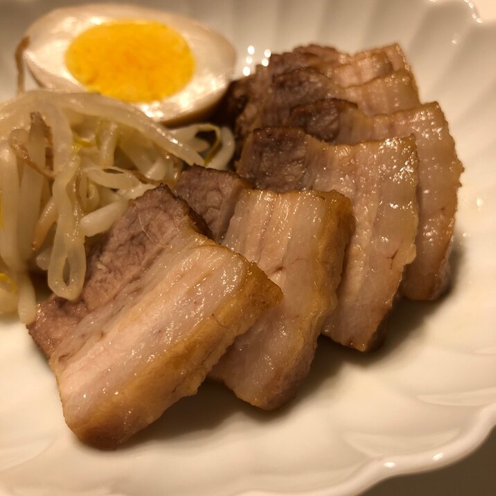 簡単＊焼き目をつけたら煮込むだけ！とろーり煮豚